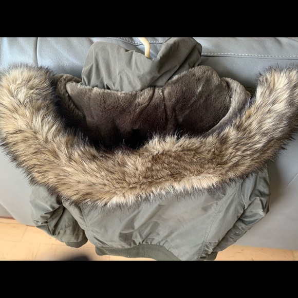 TNA winter jacket - Picture 3 of 5